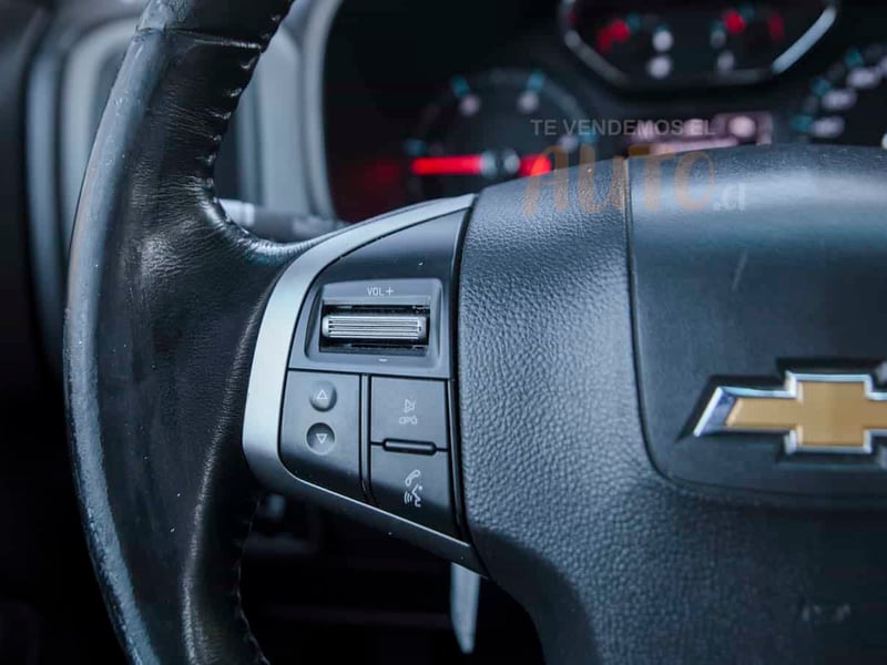 Chevrolet COLORADO 2018 - Imagen 9 de 20