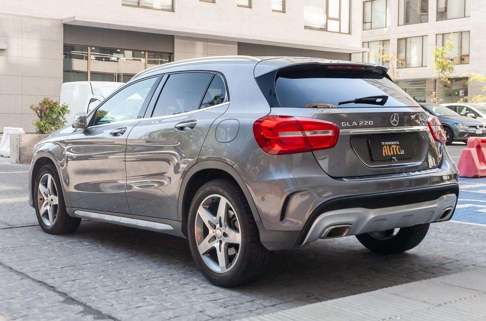 MERCEDES BENZ GLA 220 2016 - Imagen 3 de 16