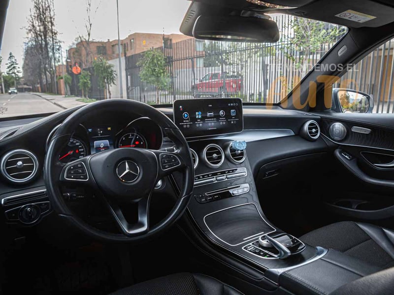 Mercedes-Benz GLC250d 2017 - Imagen 15 de 20