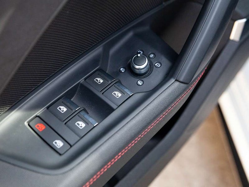 Audi RS3 2023 - Imagen 17 de 20