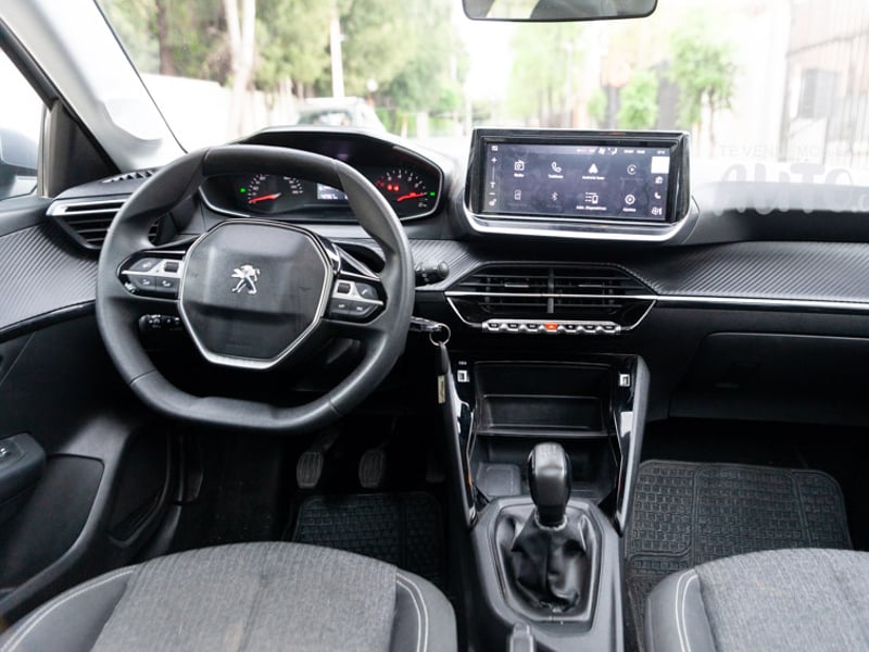 Peugeot 208 2023 - Imagen 17 de 19