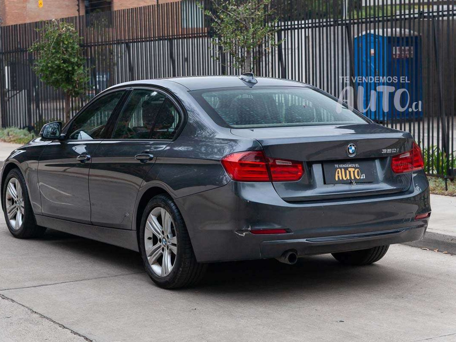 BMW 320I 2013 - Foto 3 de 19