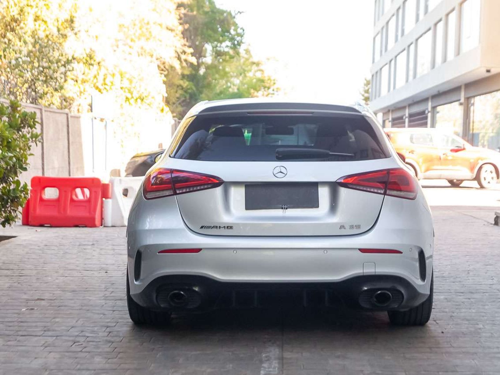 Mercedes-Benz A35 2022 - Foto 4 de 20