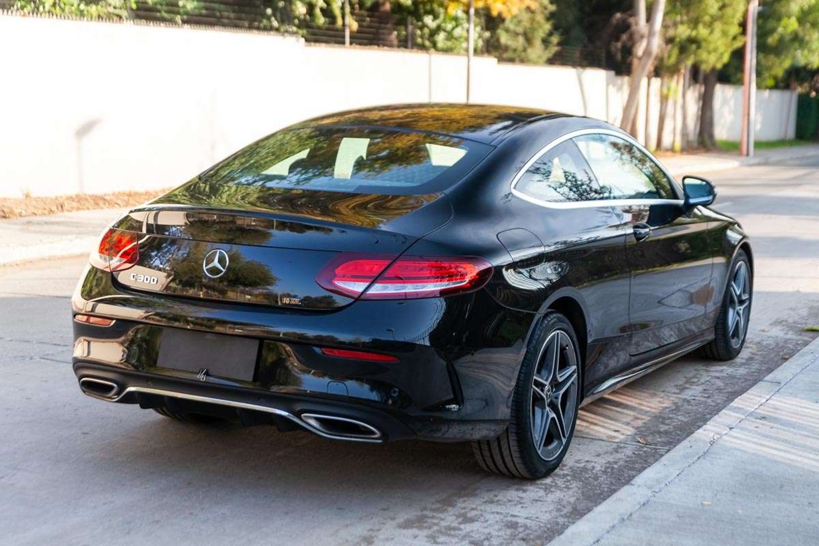 MERCEDES BENZ C300 2019 - Imagen 5 de 17
