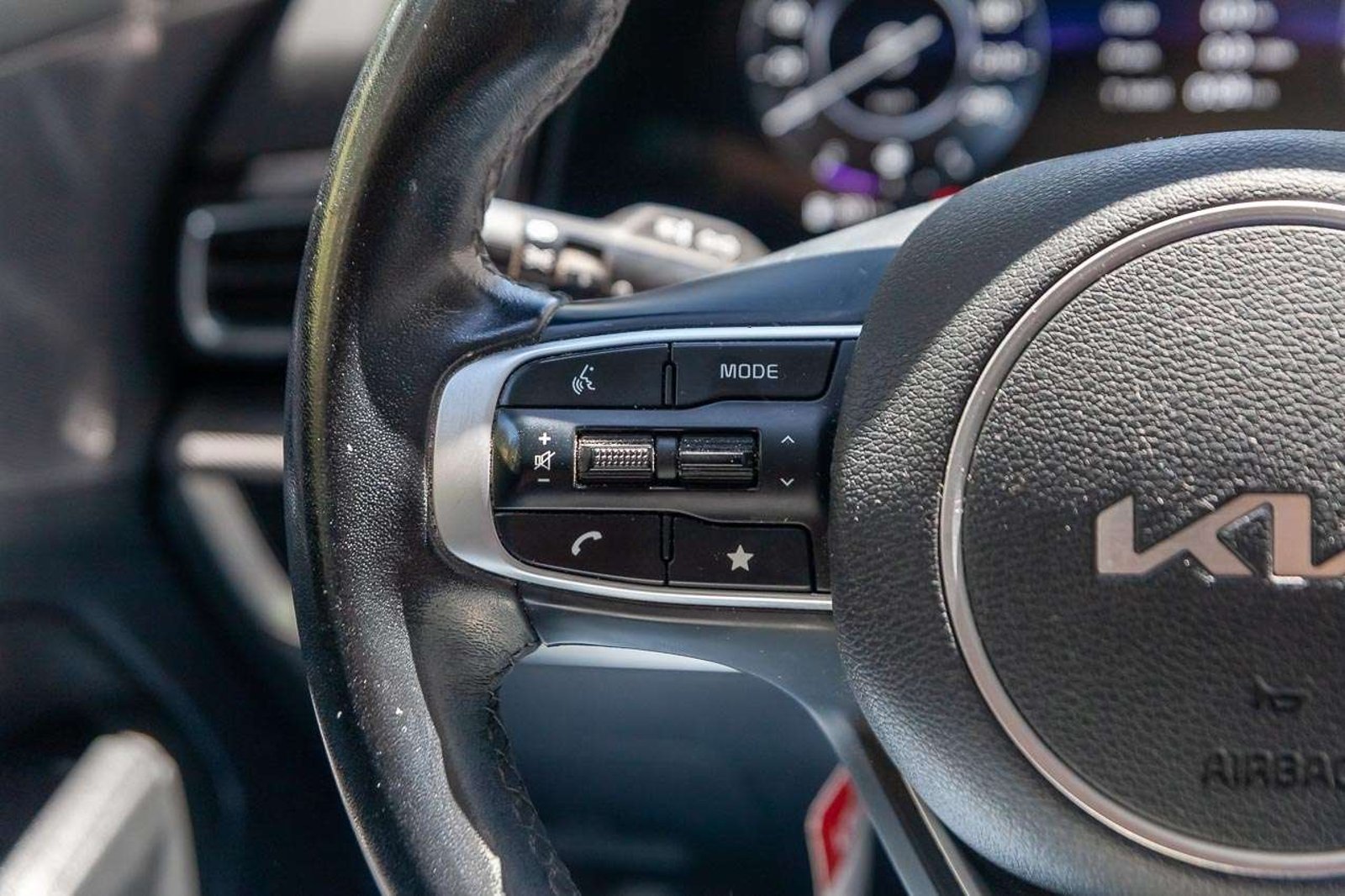 KIA Sportage 2023 - Imagen 9 de 19