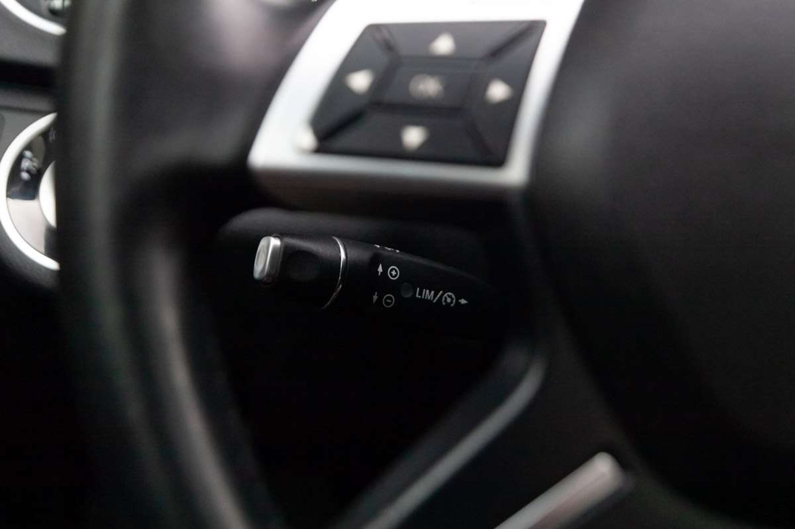MERCEDES BENZ C200 2013 - Imagen 10 de 20