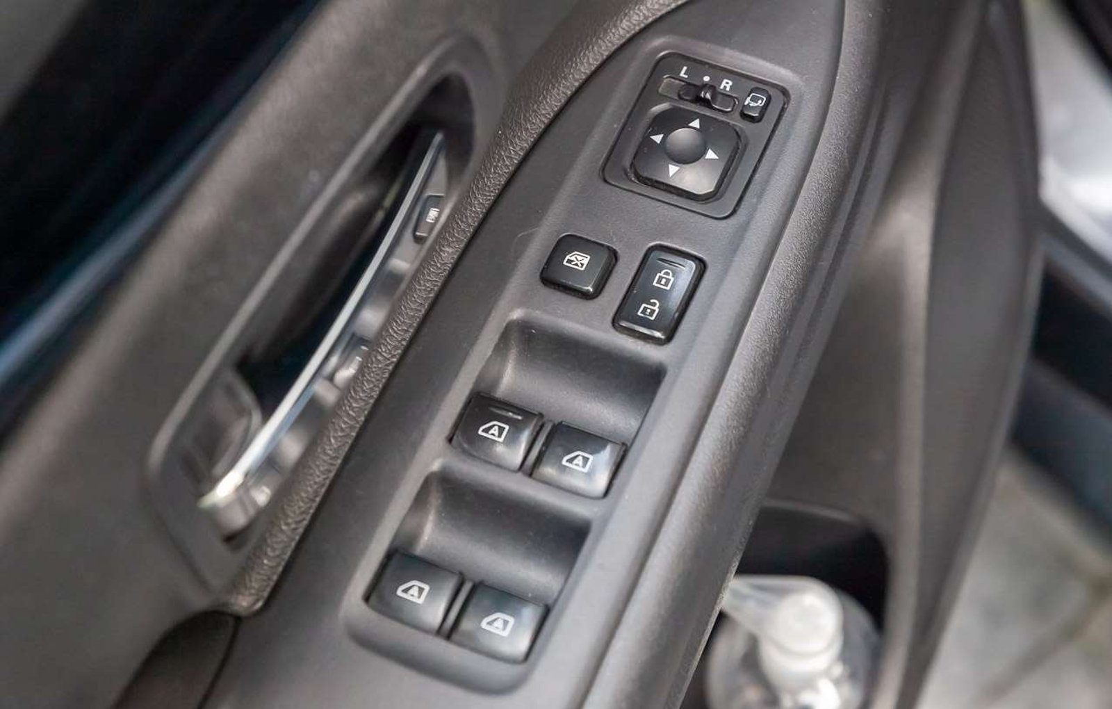 MITSUBISHI Outlander 2020 - Imagen 16 de 19
