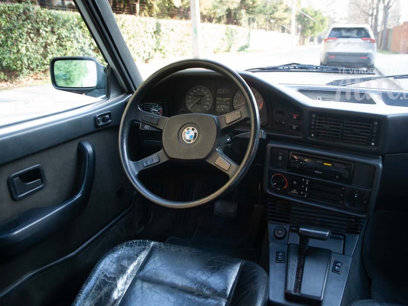 BMW 525 1985 - Imagen 13 de 14