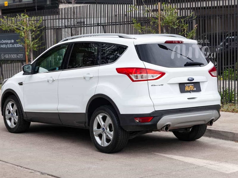 Ford Escape 2015 - Imagen 3 de 17