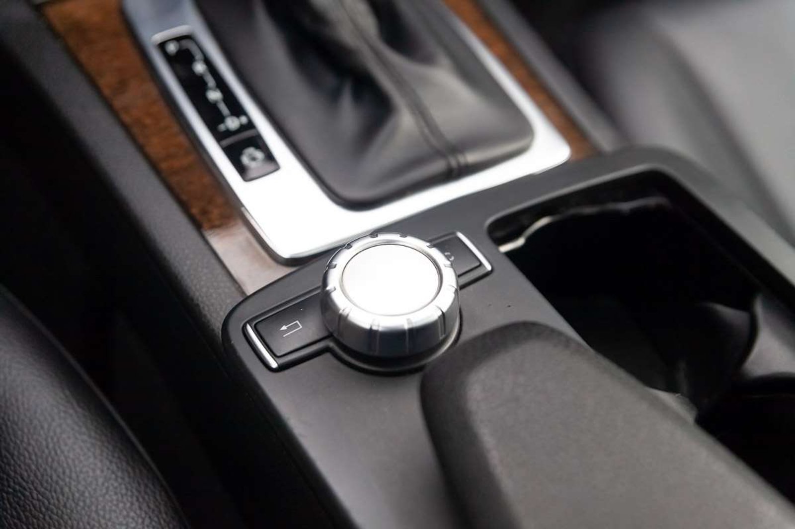 MERCEDES BENZ C200 2013 - Imagen 15 de 20