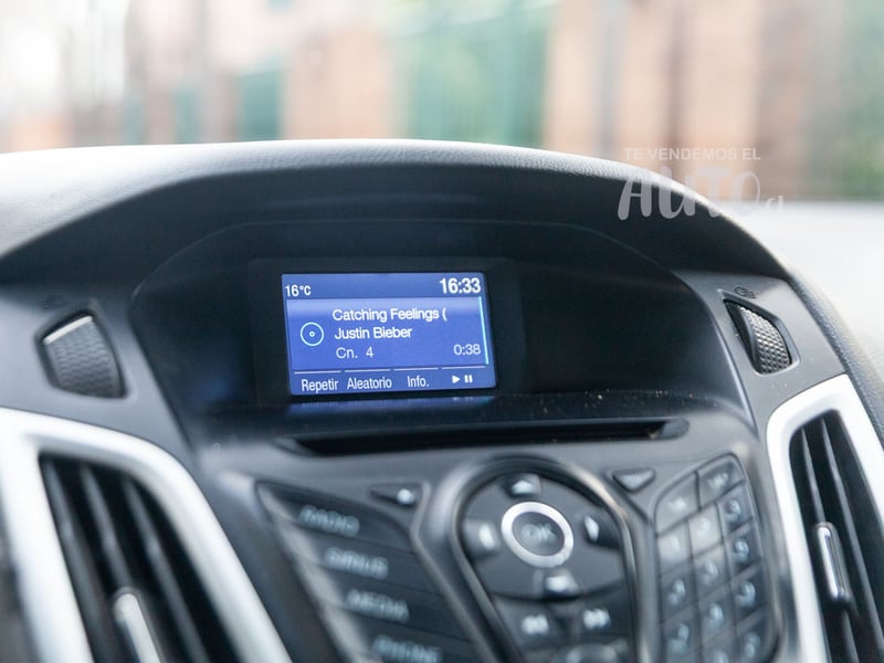 Ford Focus 2015 - Imagen 11 de 18