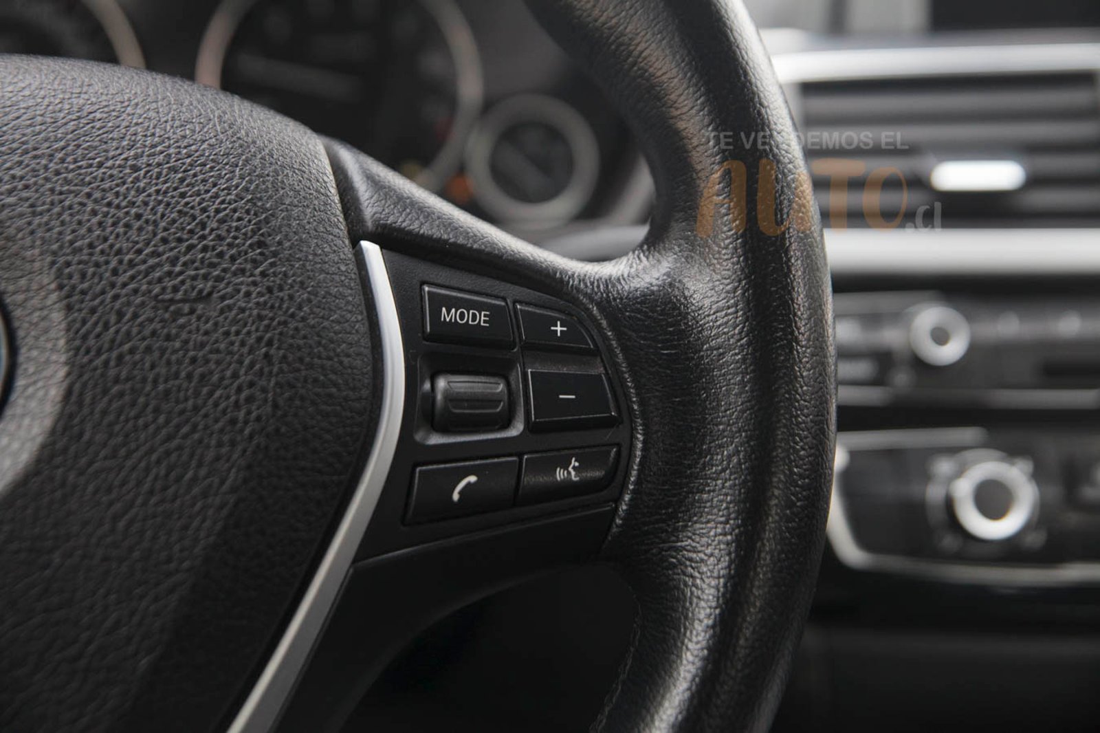BMW 318i 2017 - Imagen 11 de 19
