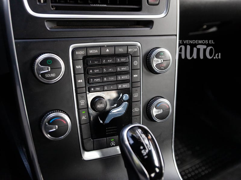 Volvo S60 2019 - Imagen 13 de 18