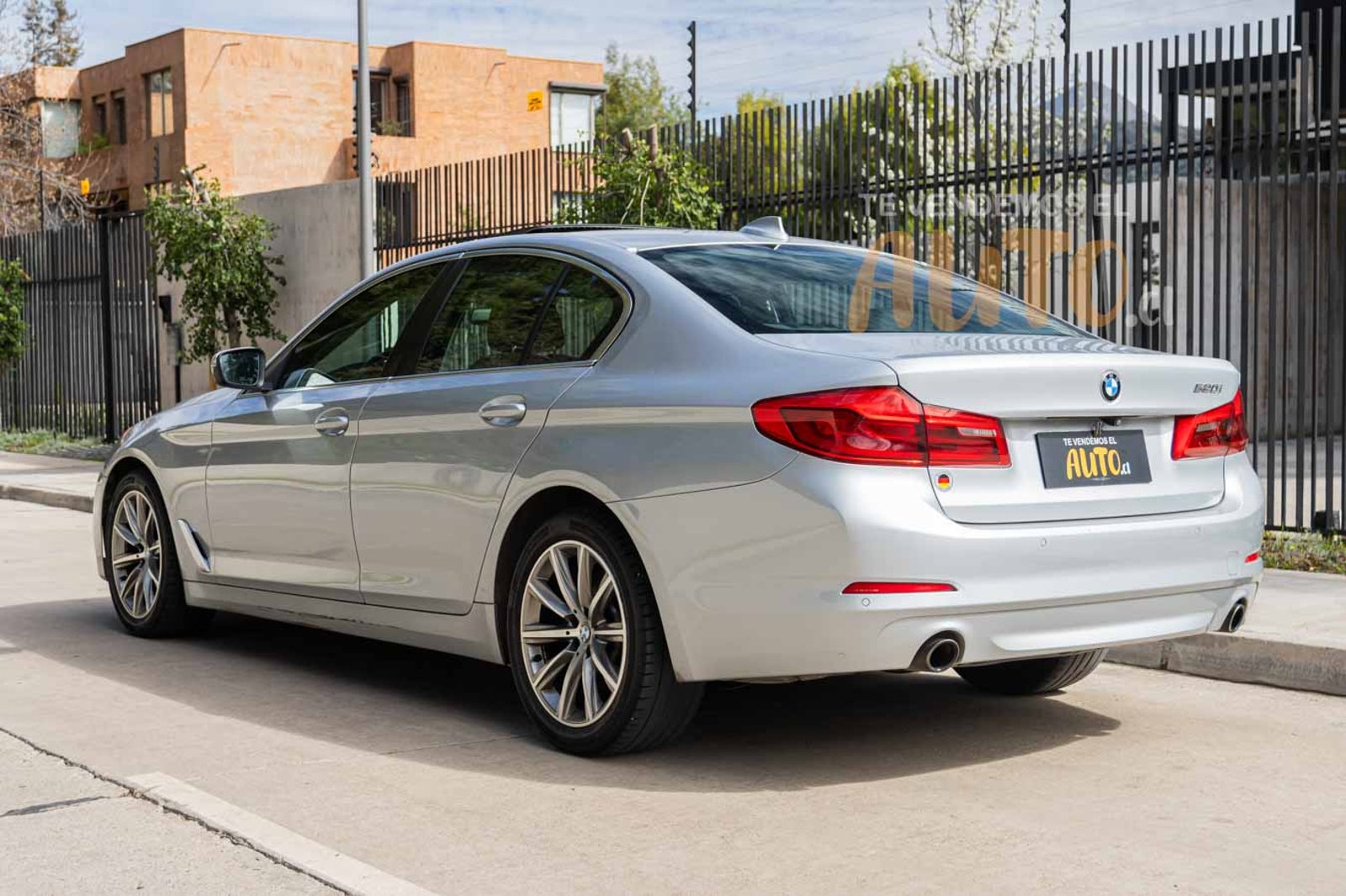 BMW 520i 2019 - Imagen 3 de 20