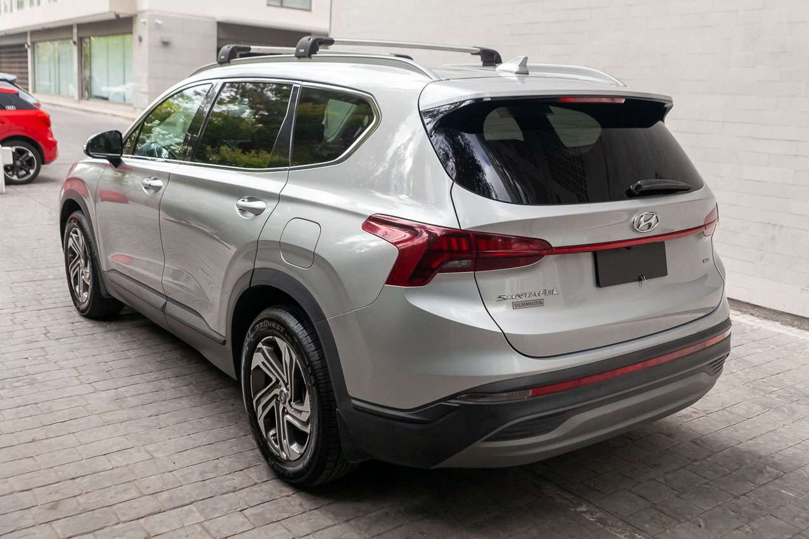 HYUNDAI Santa Fe 4X4 2022 - Imagen 3 de 19