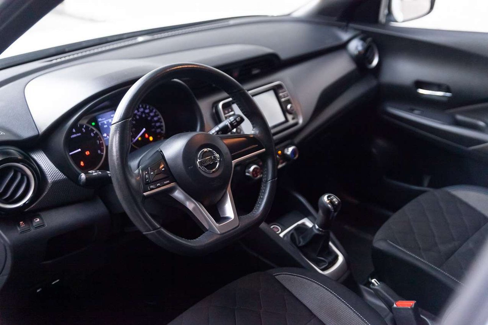 NISSAN Kicks 2017 - Imagen 7 de 15