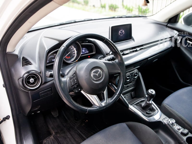 Mazda 2 2017 - Imagen 7 de 17