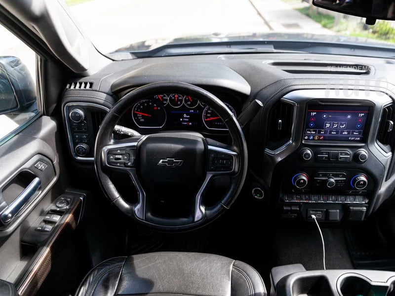 Chevrolet Silverado 2021 - Imagen 12 de 20