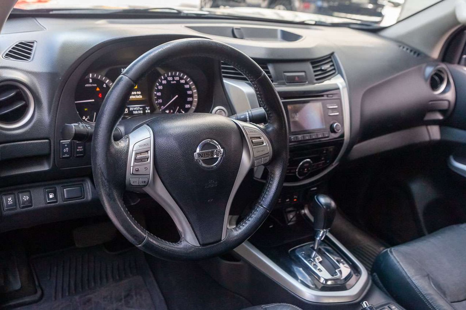 NISSAN NP300 4X4 2016 - Imagen 7 de 20