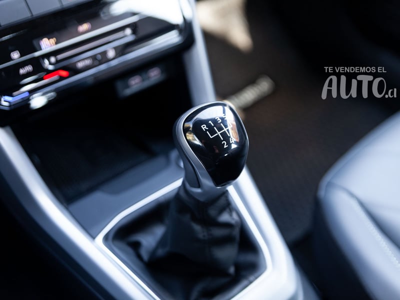 Volkswagen T-Cross 2025 - Imagen 12 de 17