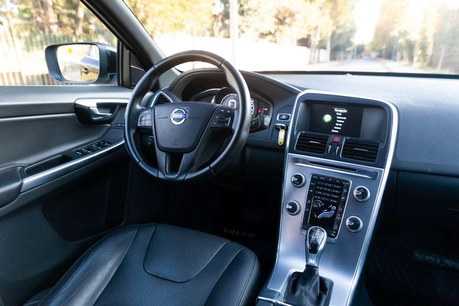 VOLVO XC60 2017 - Imagen 15 de 16