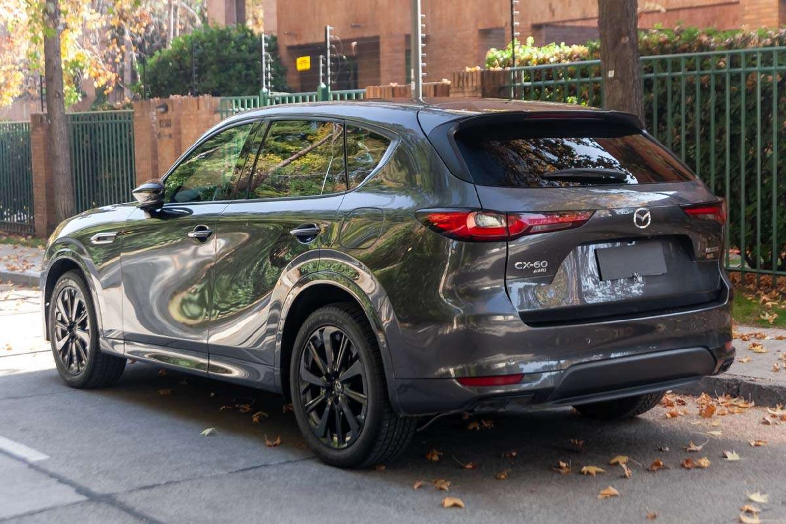 MAZDA CX60 2023 - Imagen 3 de 19