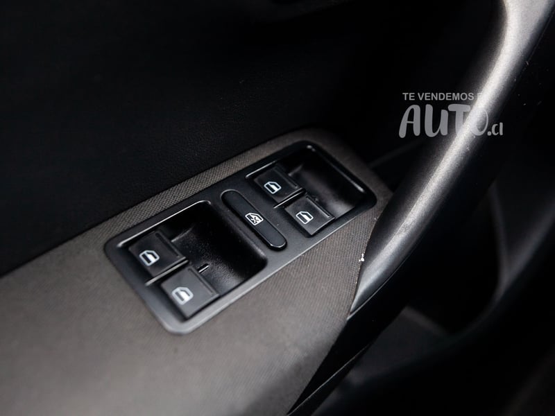 Volkswagen Polo 2018 - Imagen 14 de 18