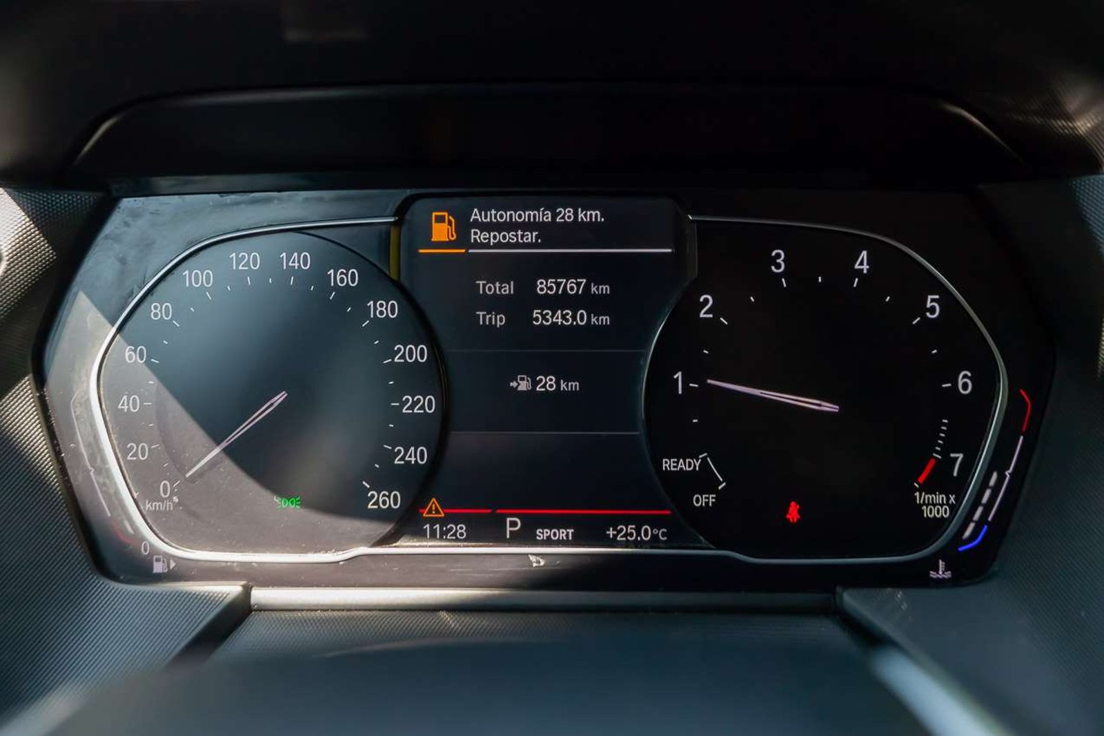 BMW 118i 2021 - Imagen 8 de 18