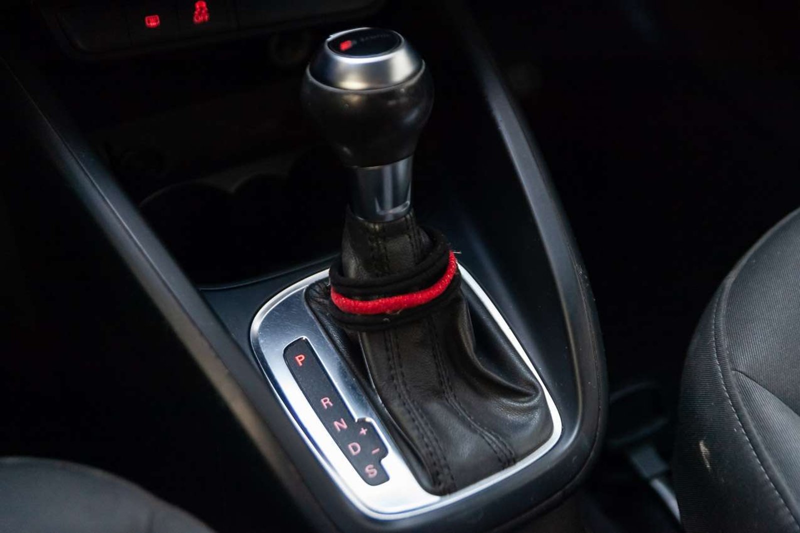 AUDI A1 2012 - Imagen 14 de 18