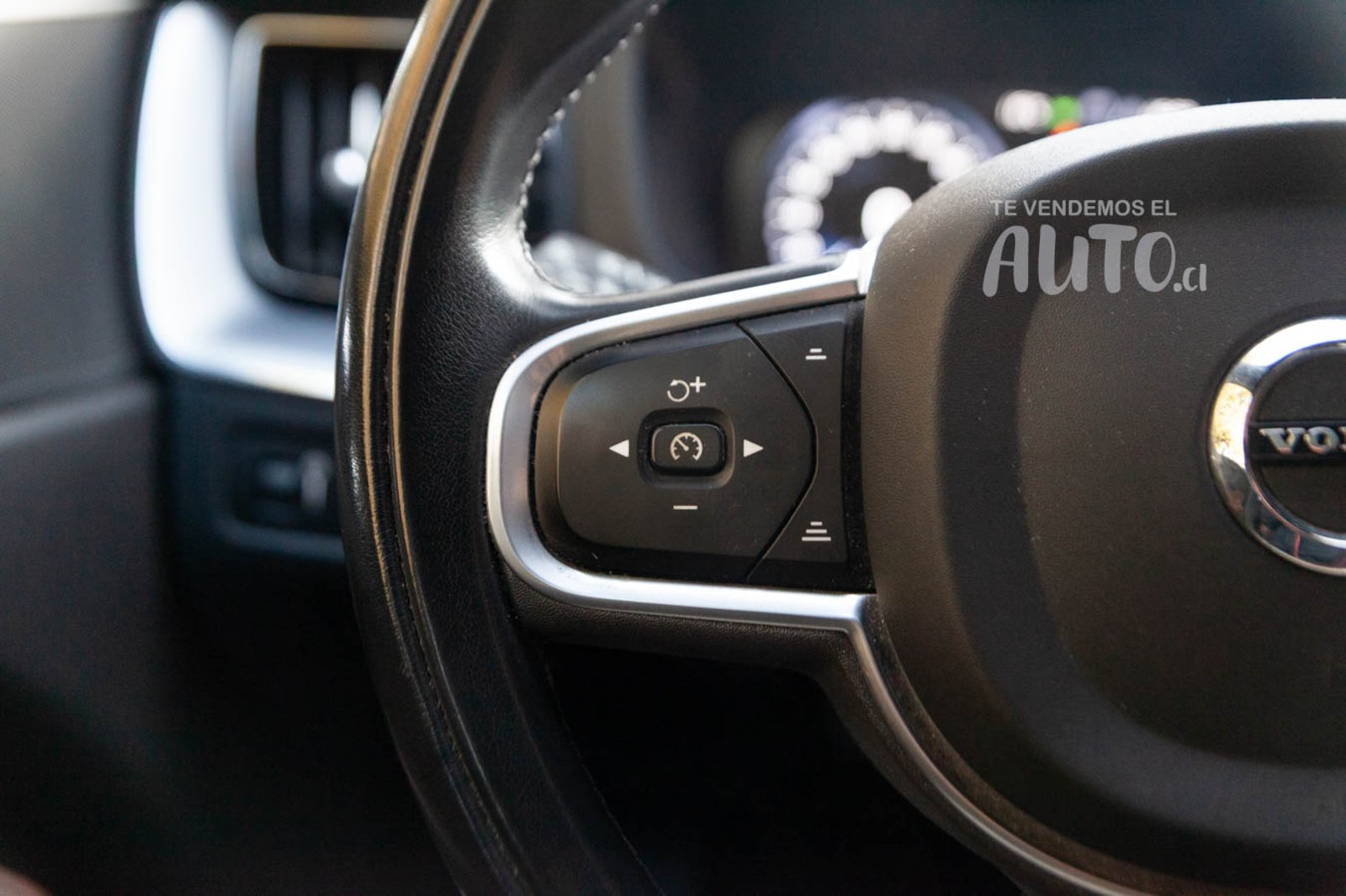 Volvo XC60 2021 - Imagen 9 de 18