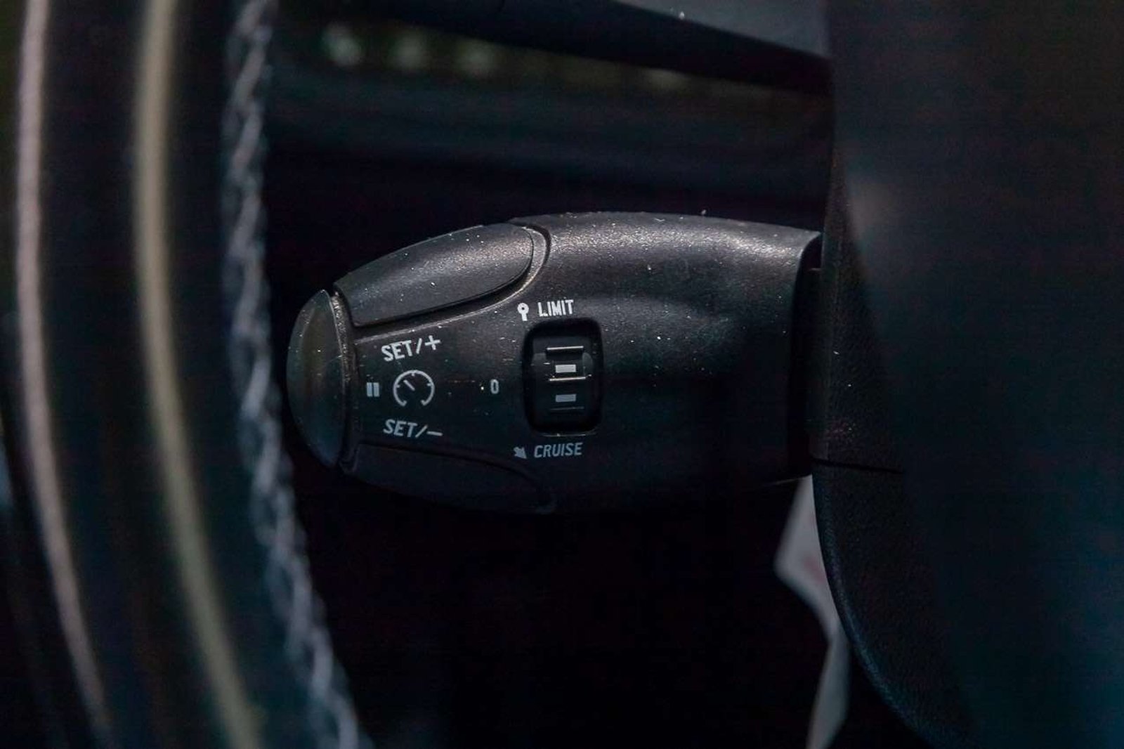 PEUGEOT 2008 2016 - Imagen 11 de 18