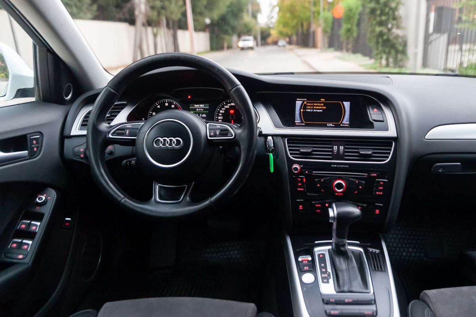 AUDI A4 2013 - Imagen 16 de 17