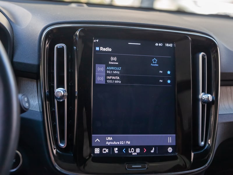 Volvo XC40 2023 - Imagen 12 de 19