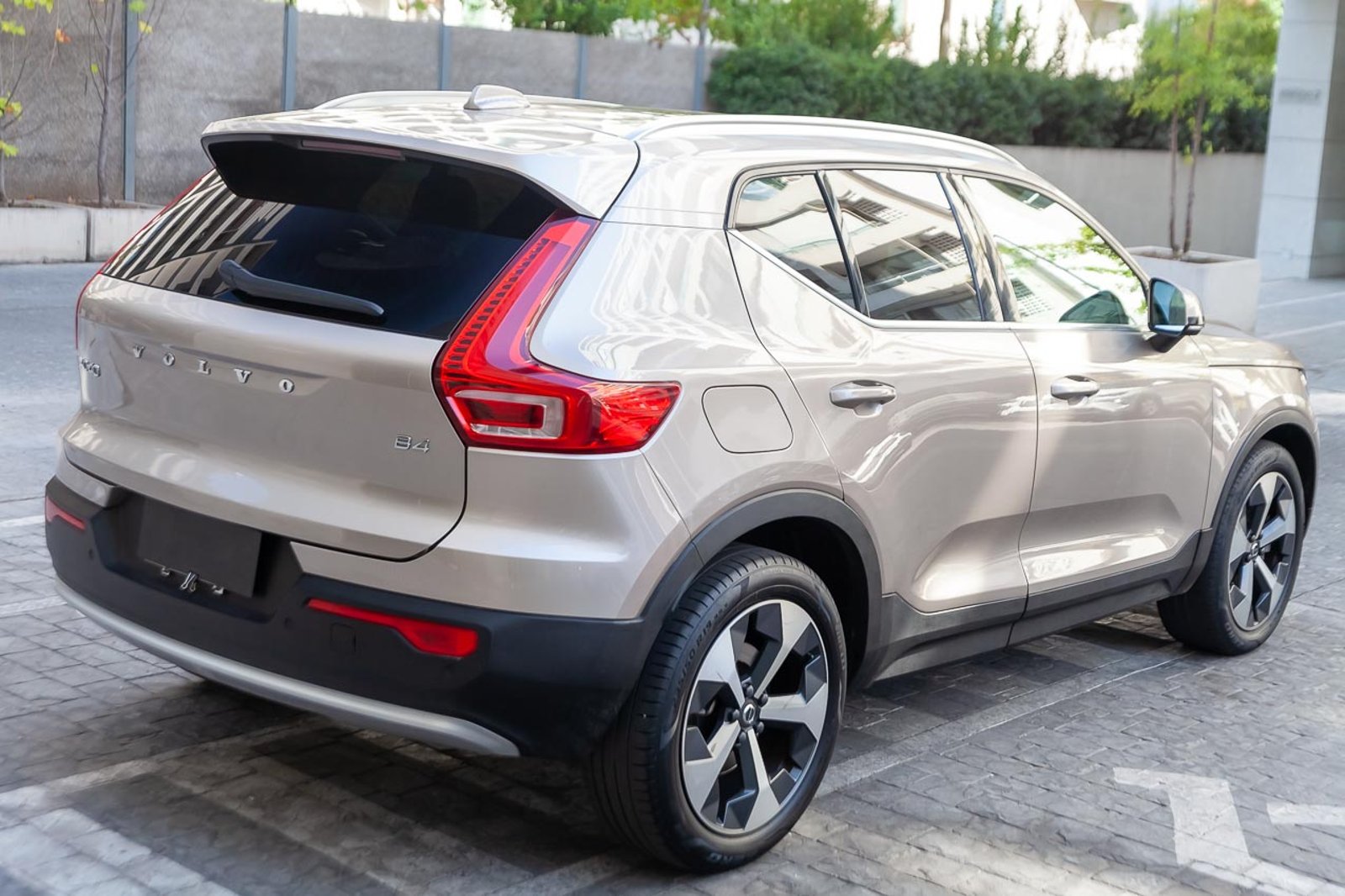 Volvo XC40 2023 - Imagen 5 de 19