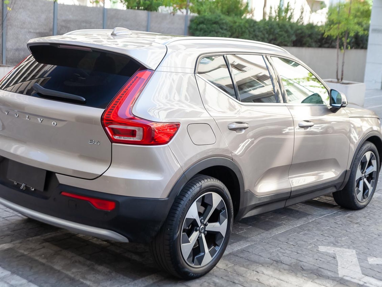 Volvo XC40 2023 - Foto 5 de 19