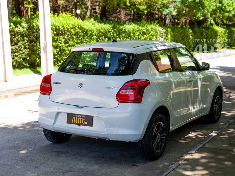 Suzuki Swift 2023 - Imagen 5 de 18