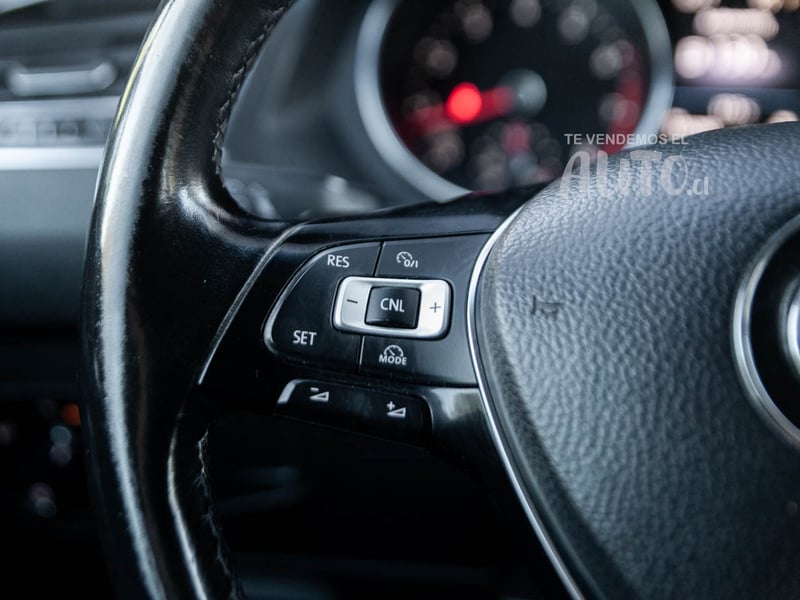 Volkswagen Tiguan 2018 - Imagen 9 de 18