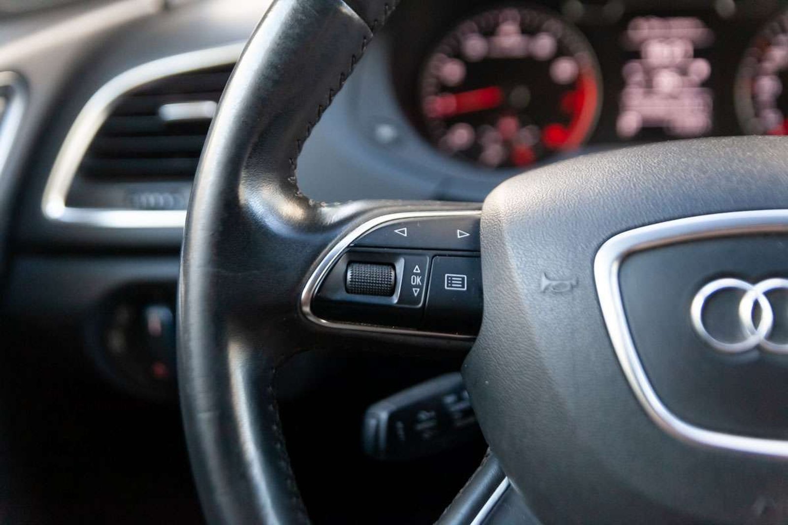 AUDI Q3 2014 - Imagen 9 de 19