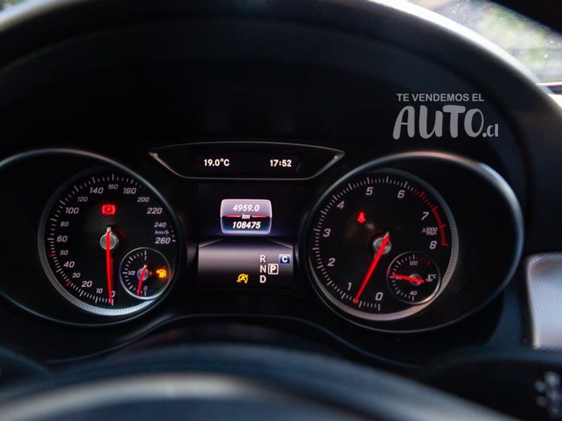 Mercedes-Benz GLA200 2019 - Imagen 8 de 18