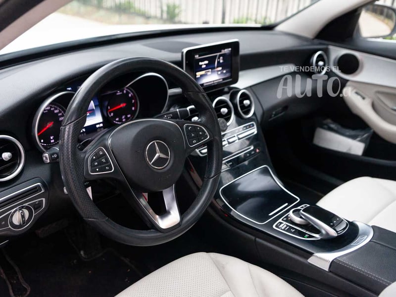 Mercedes-Benz C200 2017 - Imagen 7 de 20