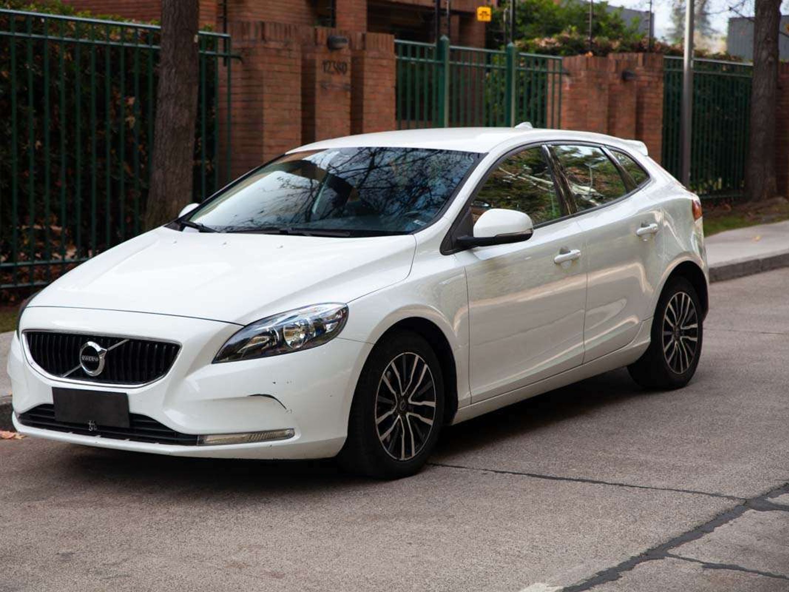 Volvo V40 2019 - Foto 2 de 19