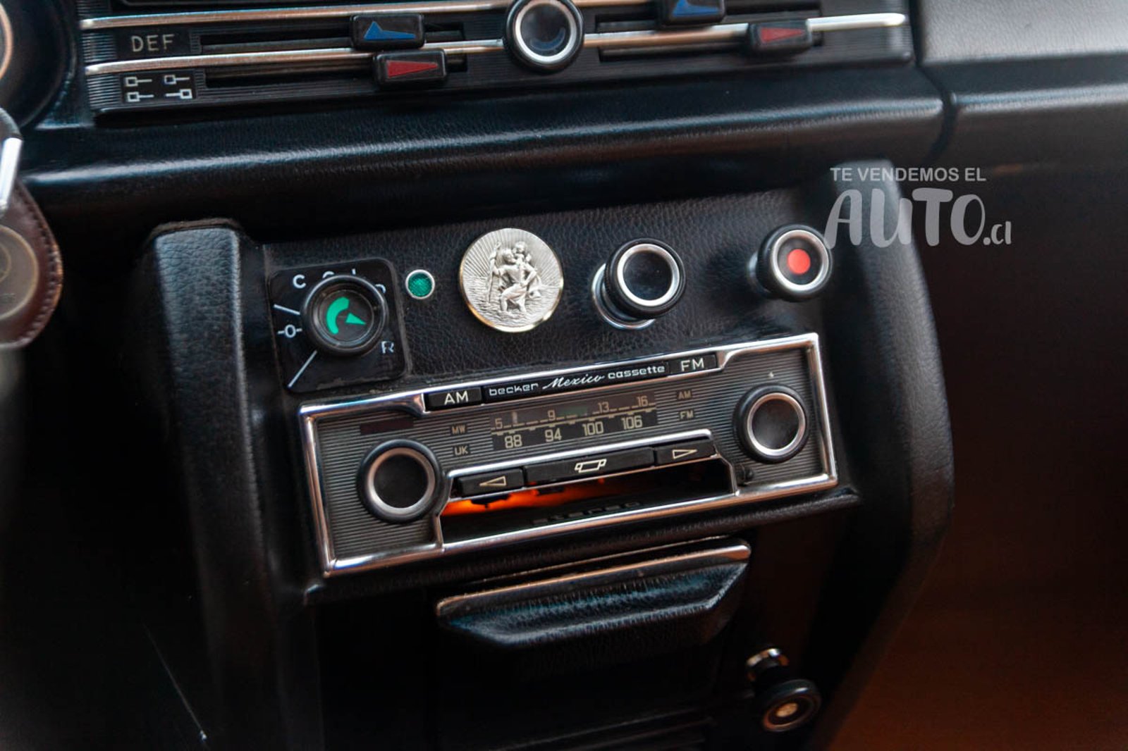 Mercedes-Benz 230 1975 - Imagen 9 de 15