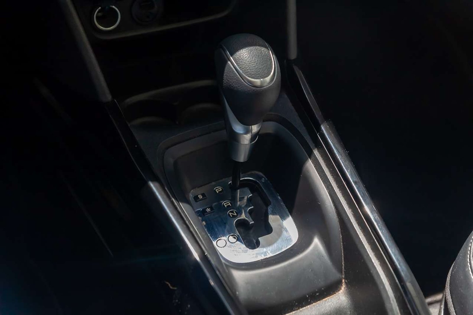 PEUGEOT 2008 2016 - Imagen 14 de 18