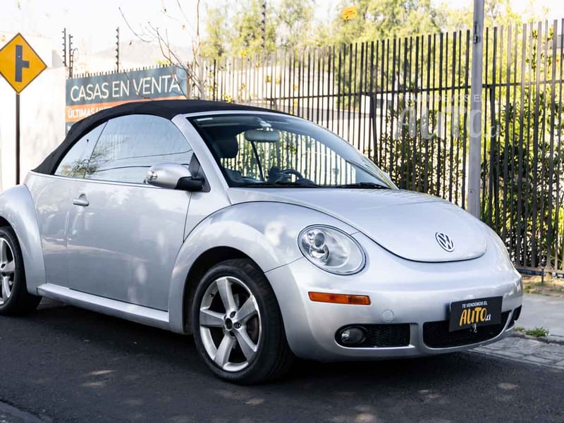 Volkswagen Beetle 2010 - Imagen 6 de 12