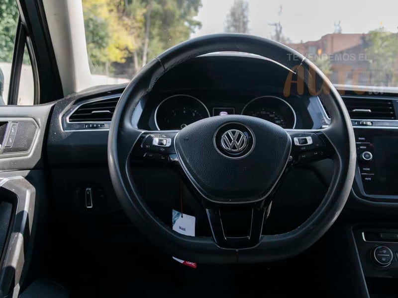 Volkswagen TIGUAN 1.4 TFSI 2021 - Imagen 7 de 17