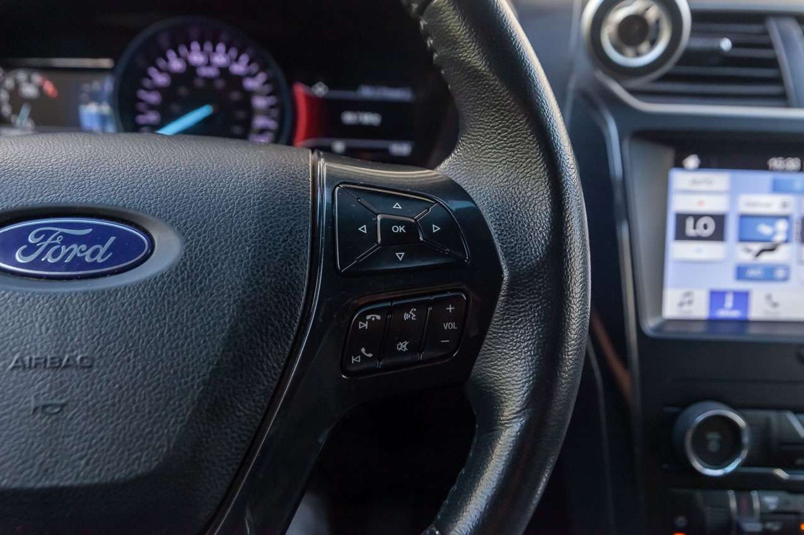 FORD Explorer 2019 - Imagen 10 de 16