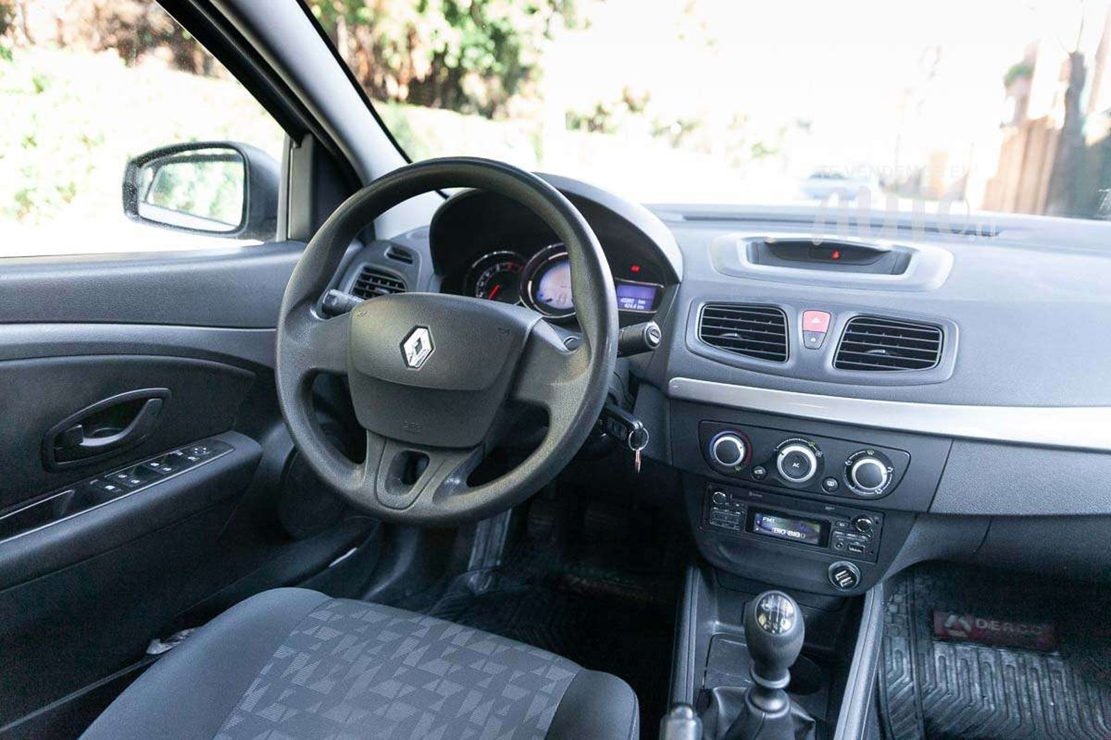 Renault Fluence 2014 - Imagen 15 de 16