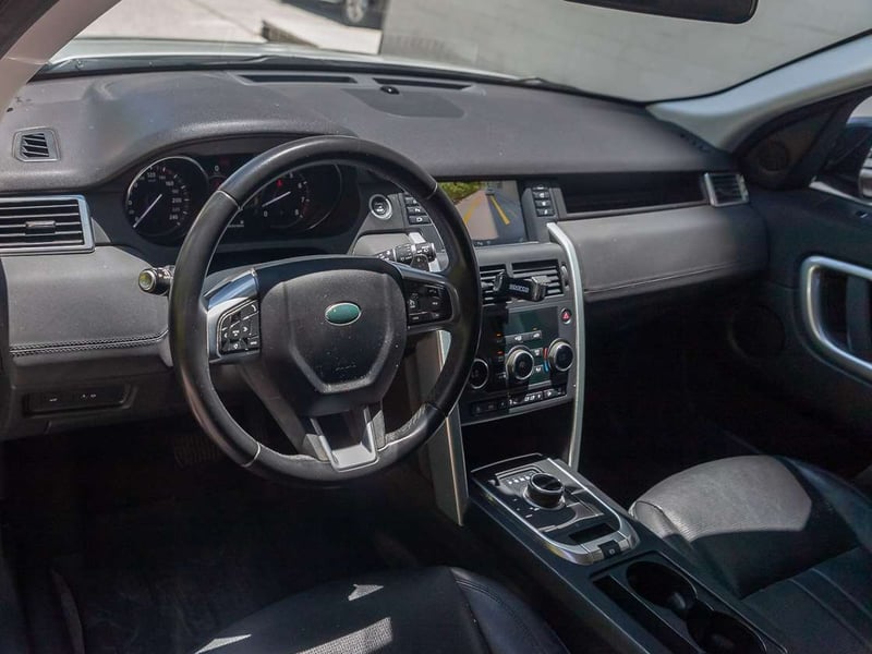 Land Rover Discovery Sport SE 2019 - Imagen 7 de 17