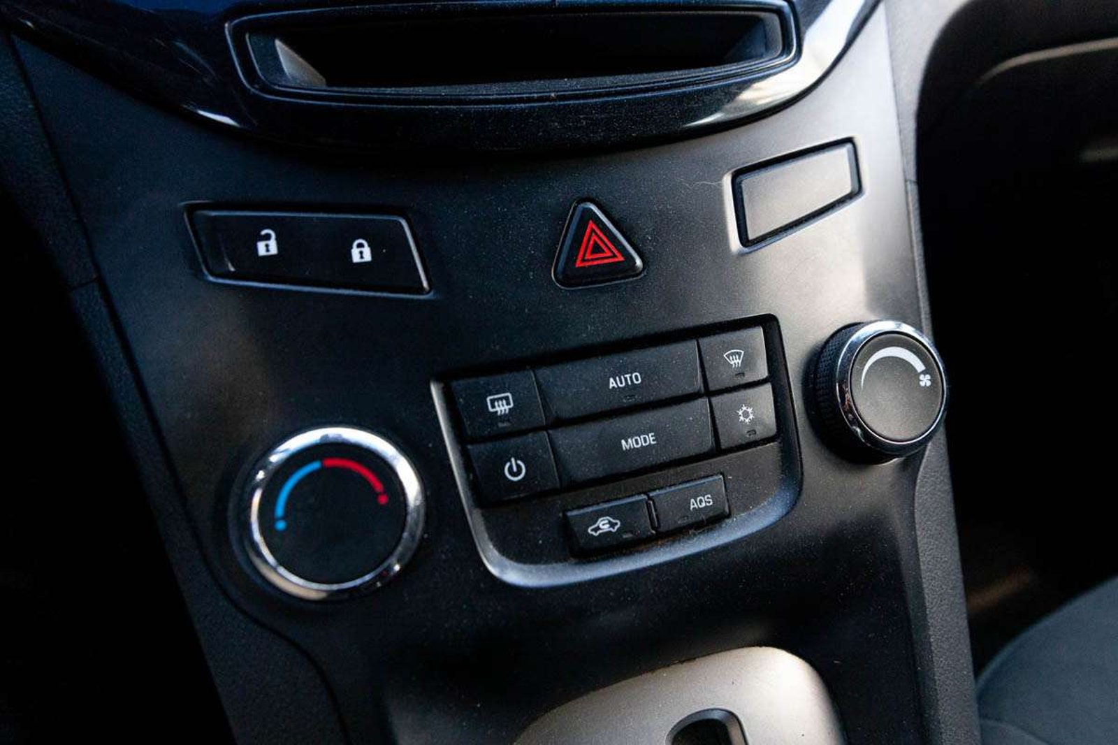 CHEVROLET Orlando 2012 - Imagen 12 de 18