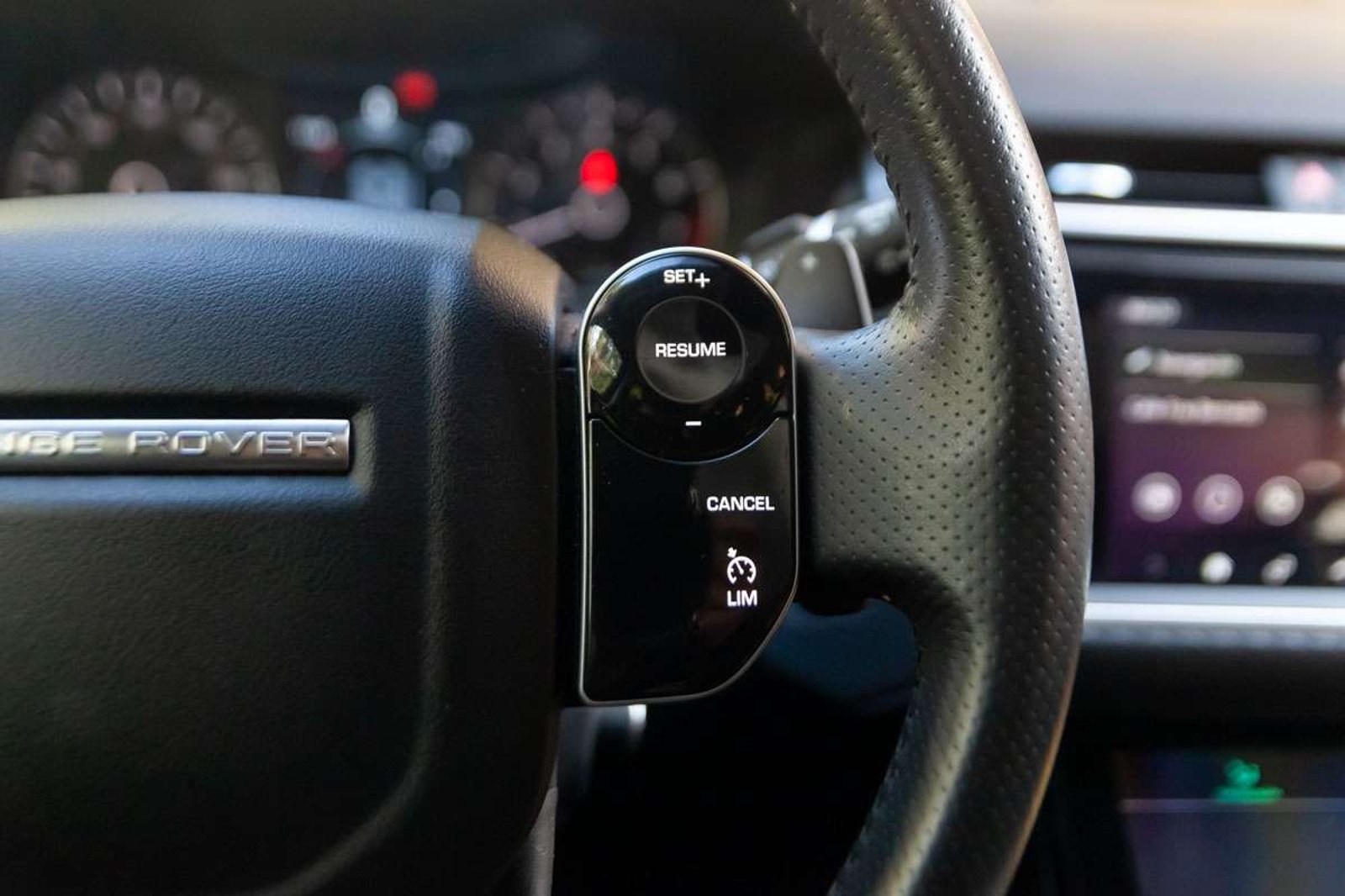 LAND ROVER Range Rover Velar 2019 - Imagen 10 de 19